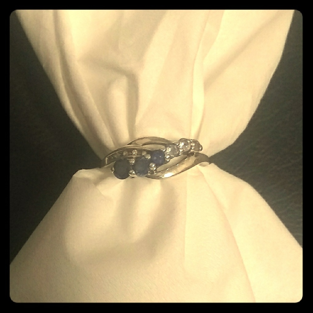 Sapphire and diamond ring